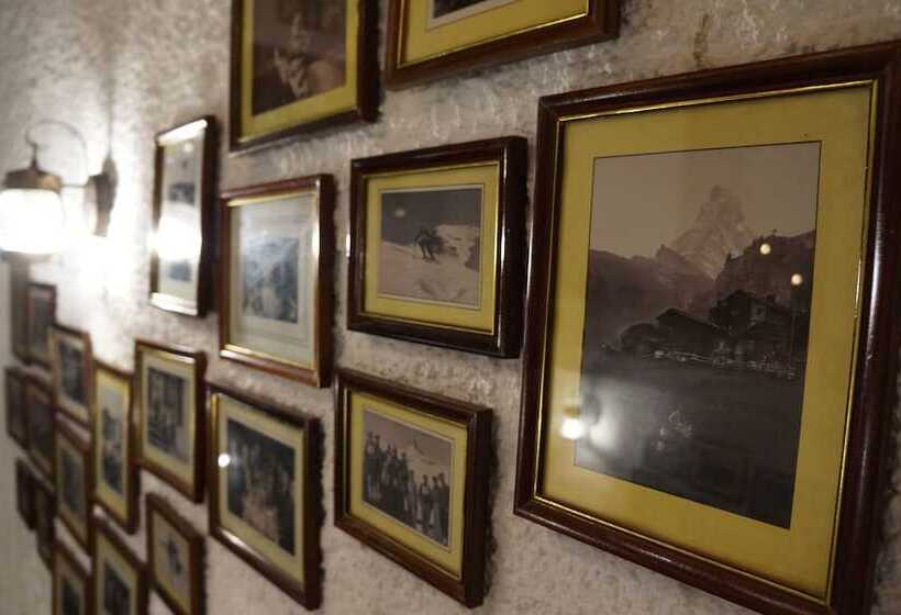 هتل Walliserhof Zermatt