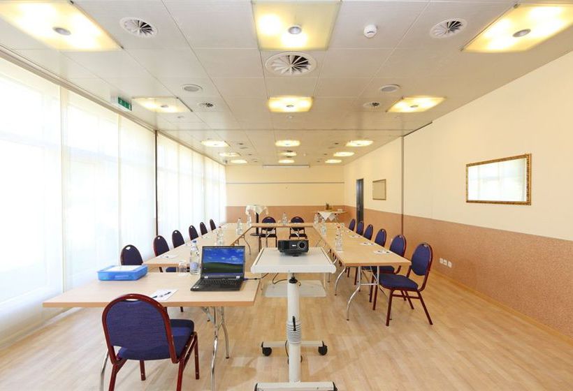 ホテル Arte Spreitenbach