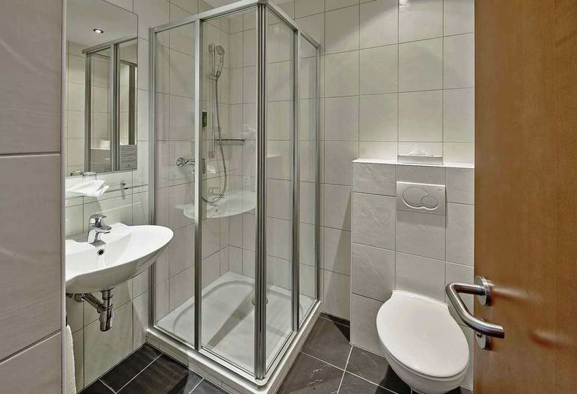 ホテル Arte Spreitenbach