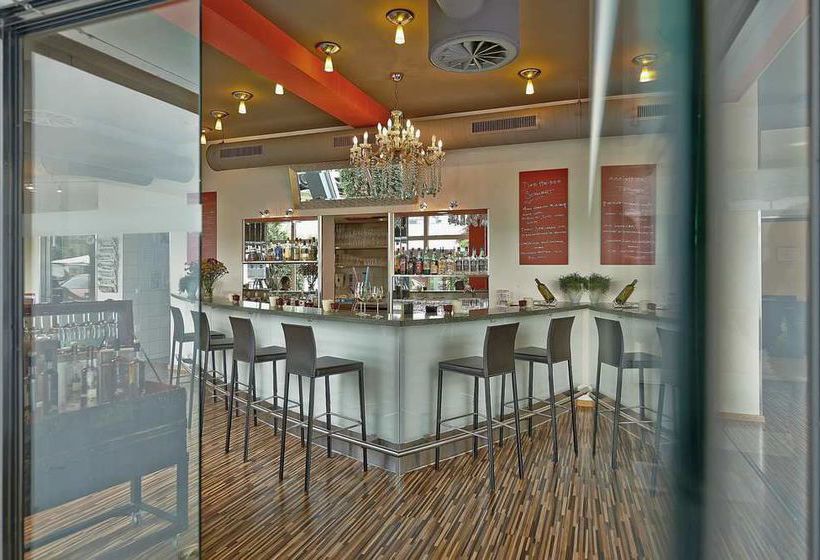 ホテル Arte Spreitenbach