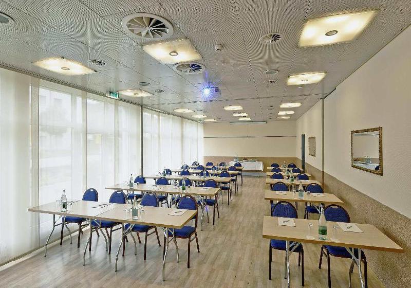 ホテル Arte Spreitenbach