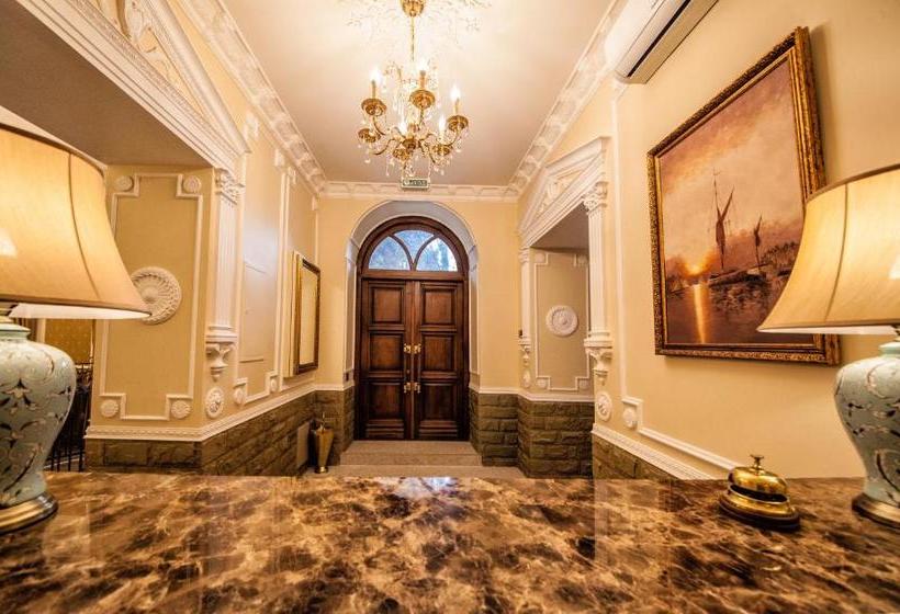 هتل Boutique  Portum 1905