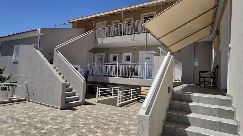 Casa De Rosa Apartments & Studios