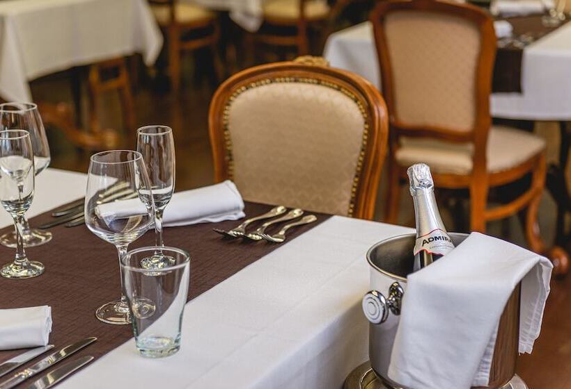 Casino & Hotel Admiral Skofije