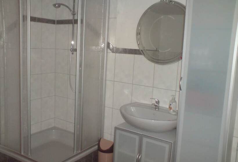 Ferienwohnungen Debray