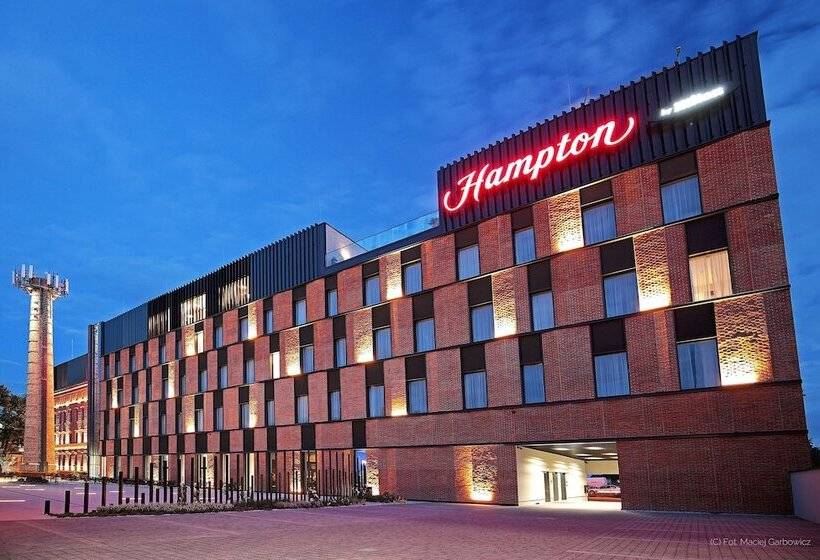 مسافرخانه Hampton By Hilton Kalisz