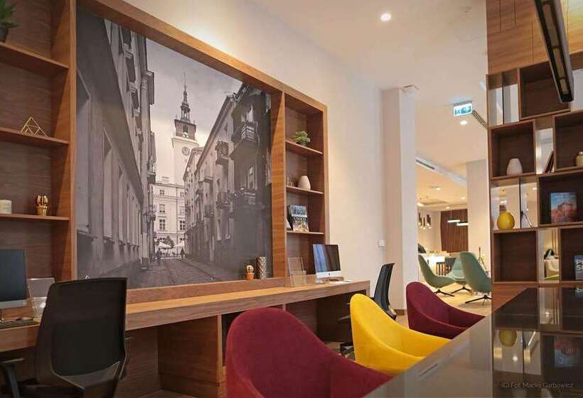 مسافرخانه Hampton By Hilton Kalisz