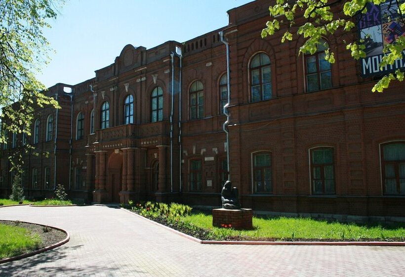 هتل Amaks Tourist