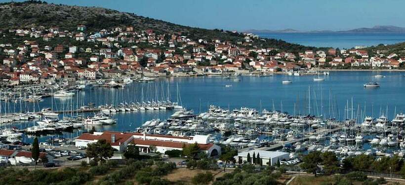 ホテル Ana Murter