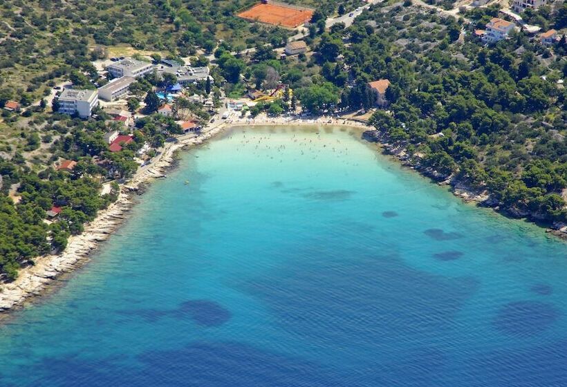 ホテル Ana Murter