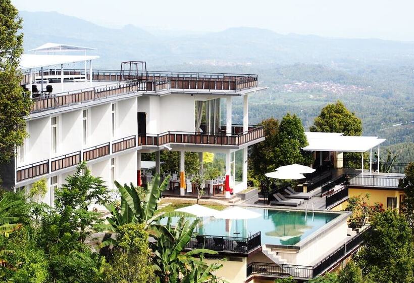 בית מלון כפרי Atres Sari Resort