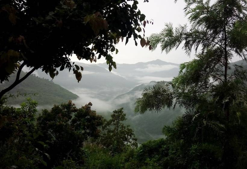 בית מלון כפרי Auranya The Mystical Himalayan Retreat