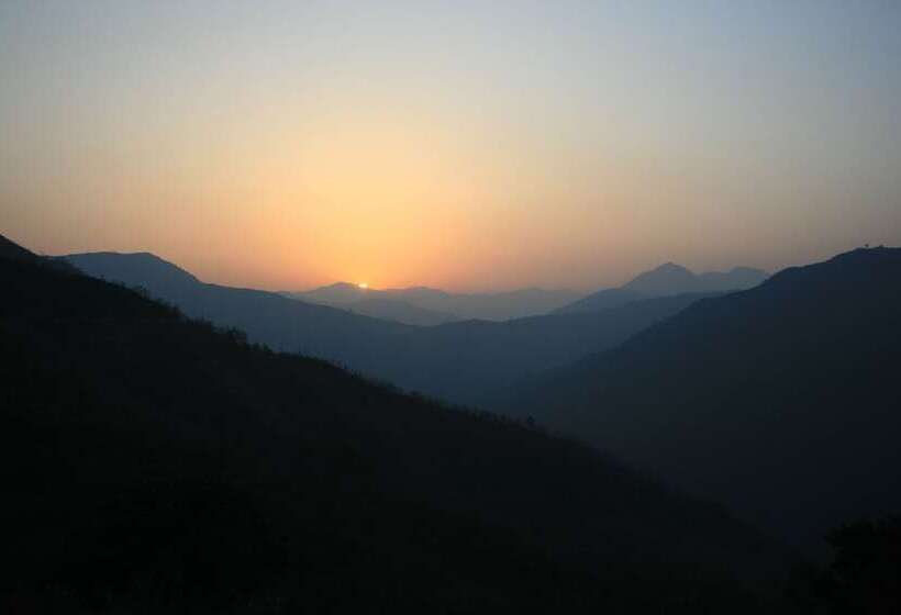 فندق Auranya The Mystical Himalayan Retreat