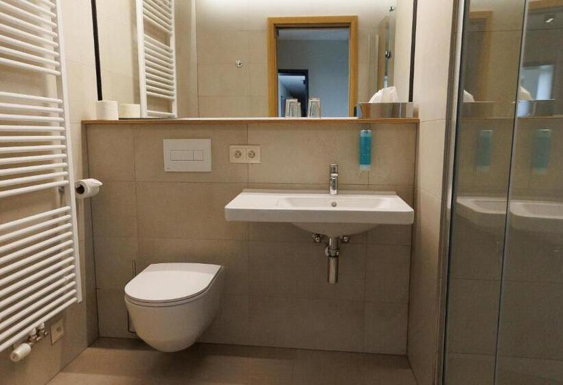 酒店 Avenue Pallova 28