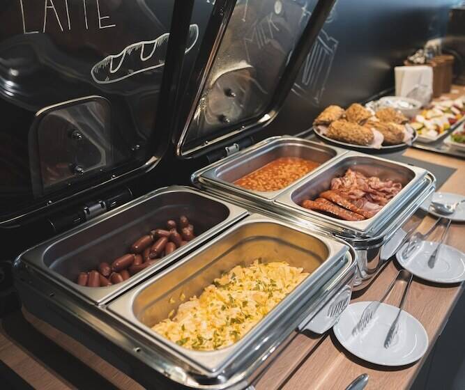 酒店 Avenue Pallova 28