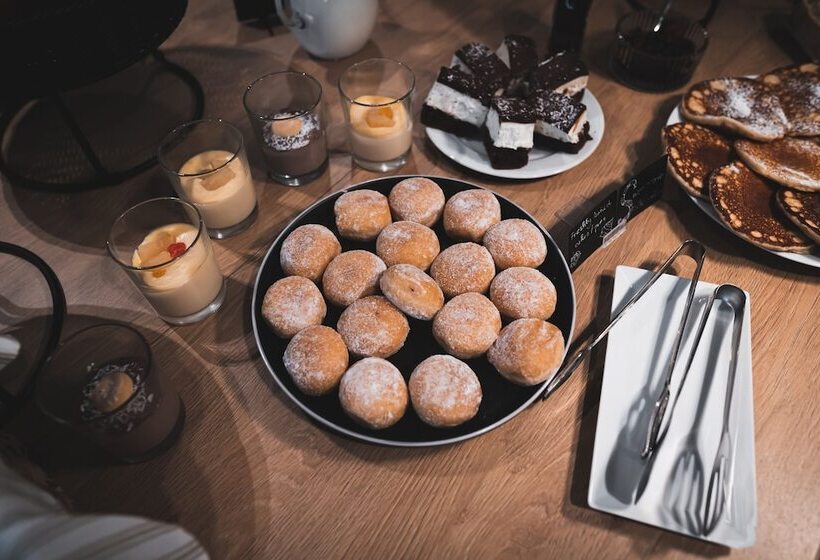 酒店 Avenue Pallova 28