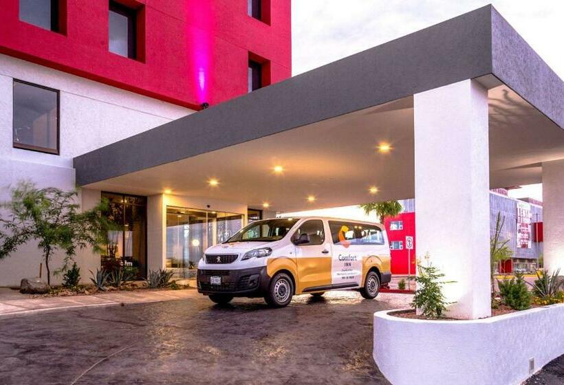 בית מלון כפרי Comfort Inn Hermosillo Aeropuerto