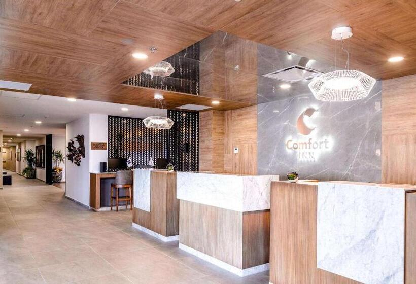 בית מלון כפרי Comfort Inn Hermosillo Aeropuerto