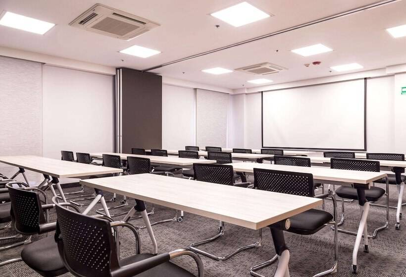 בית מלון כפרי Comfort Inn Hermosillo Aeropuerto