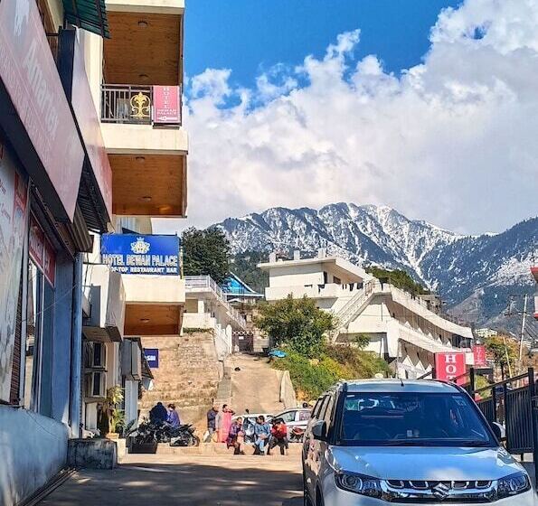 هتل Dewan Palace Dharamshala