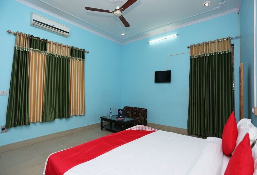 فندق Dolly By Oyo Rooms