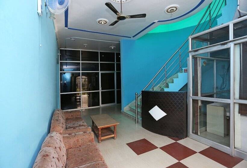 فندق Dolly By Oyo Rooms