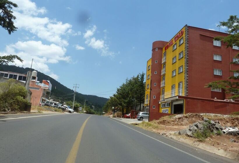 Отель Gold
