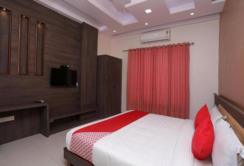 فندق Capital O 19810 Golden Bagh Resort