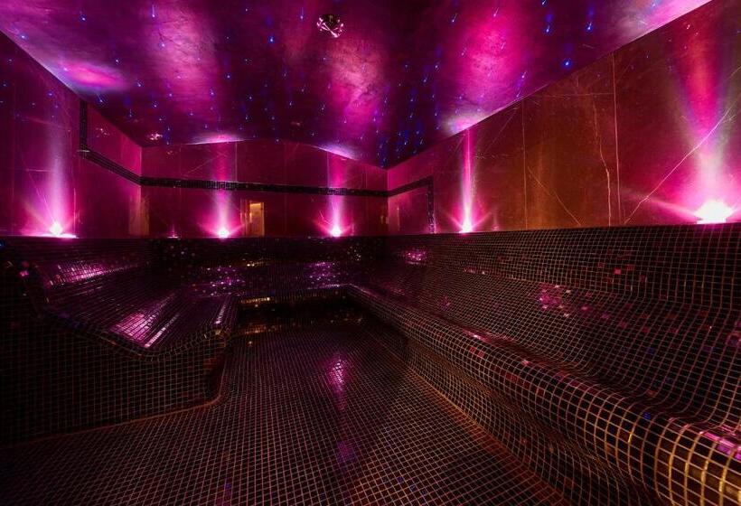 Отель Ibis Styles Nowy Targ