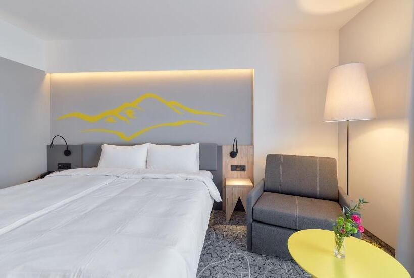 Отель Ibis Styles Nowy Targ