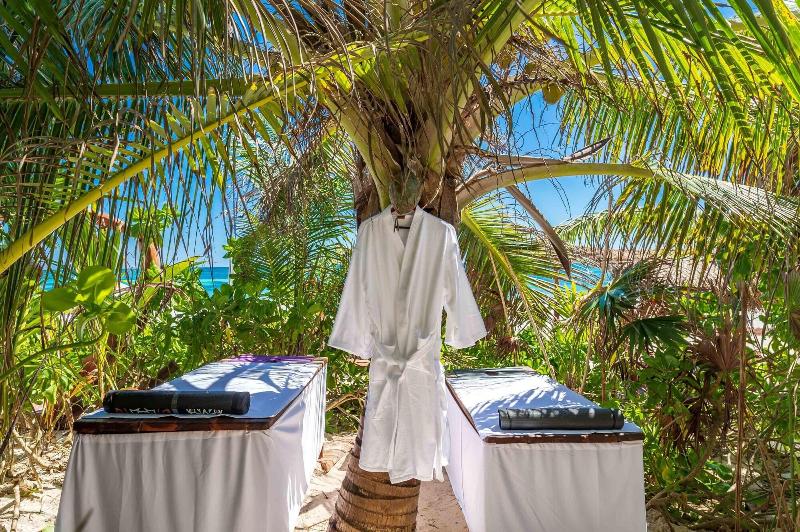 هتل Kanan Tulum Treehouse, Rooftop, Beach Club & Spa   Adults Only