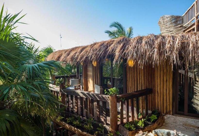هتل Kanan Tulum Treehouse, Rooftop, Beach Club & Spa   Adults Only