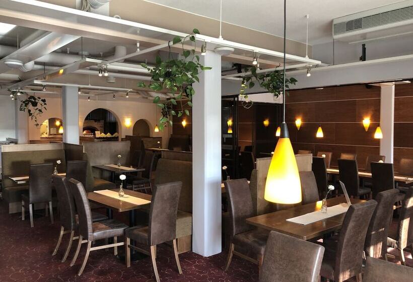 酒店 Kauhajoen Krouvi