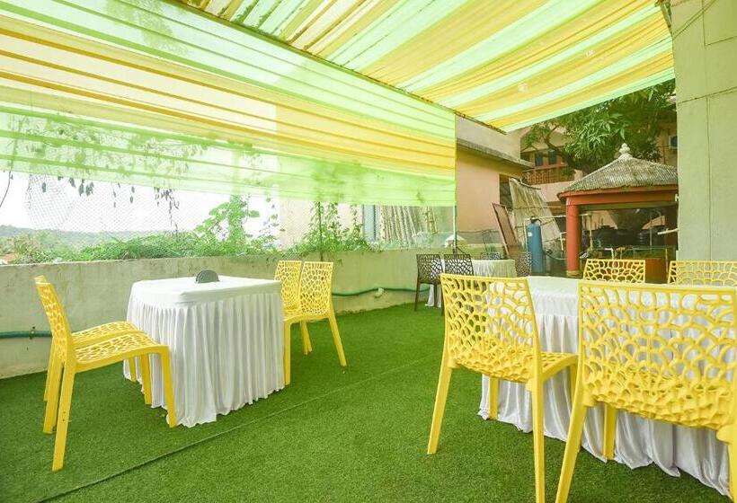 호텔 Fabexpress Royal Baga Residency