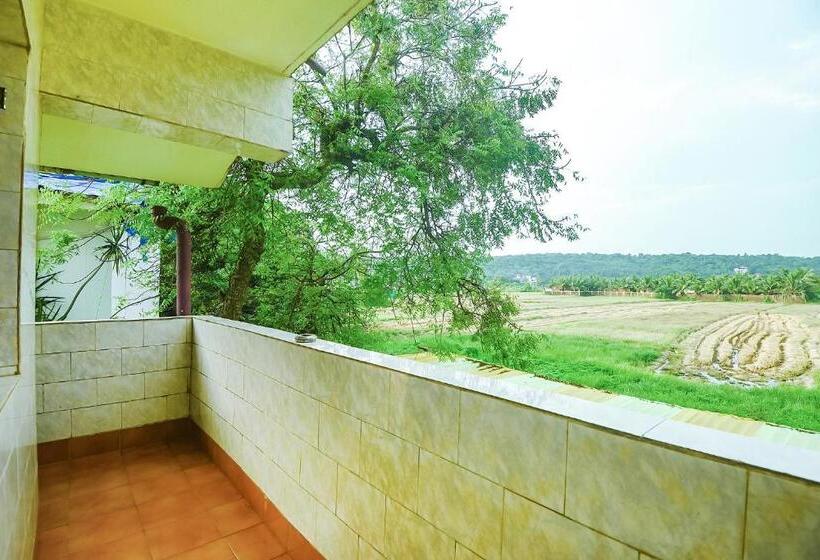 호텔 Fabexpress Royal Baga Residency