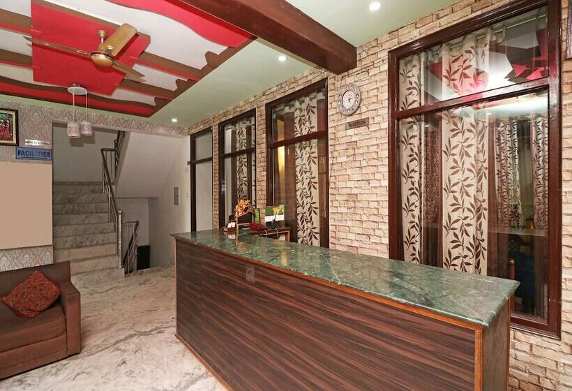 فندق Lakshya Palace By Oyo Rooms