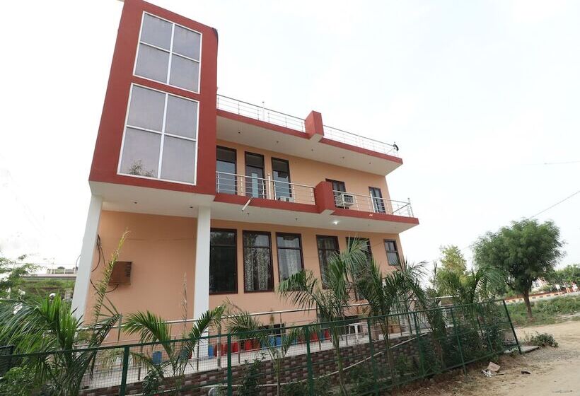 فندق Lakshya Palace By Oyo Rooms