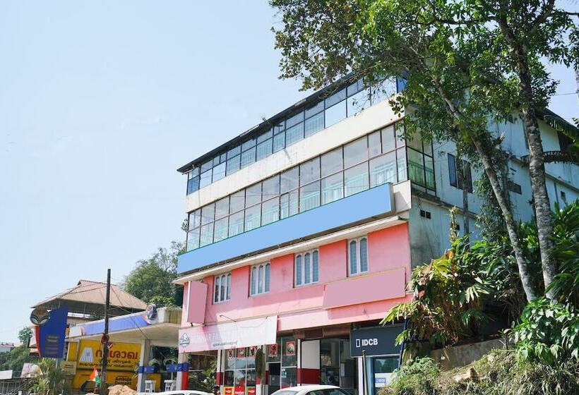 בית מלון כפרי Mackal Residency By Oyo Rooms