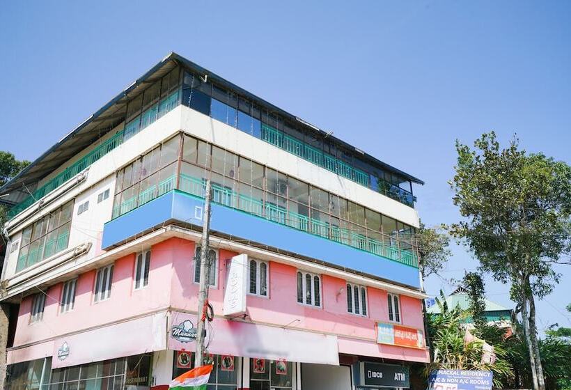 בית מלון כפרי Mackal Residency By Oyo Rooms