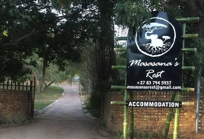 ホテル Masasana’s Rest