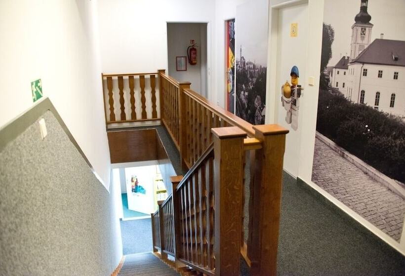 בית מלון כפרי A Museum Of Bricks