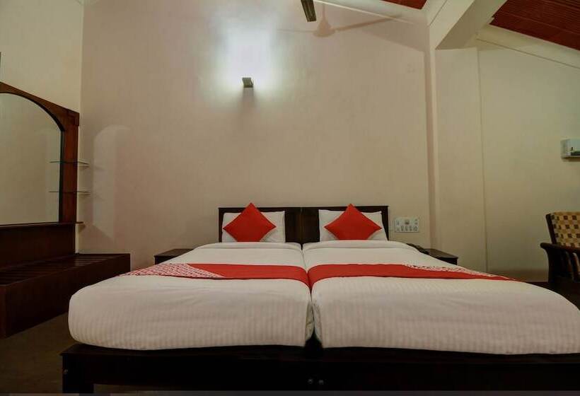 Отель Phalguni River Lodge By Oyo Rooms