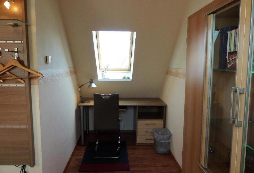 ホテル /restaurant Balkan