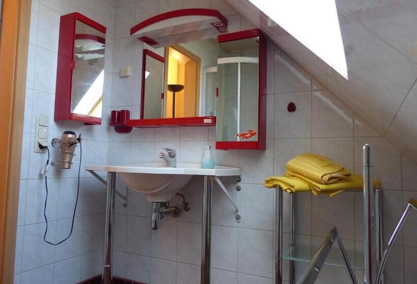 ホテル /restaurant Balkan