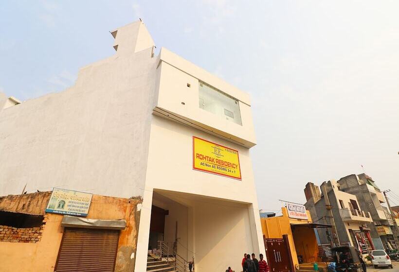 هتل Rohtak Residency By Oyo Rooms