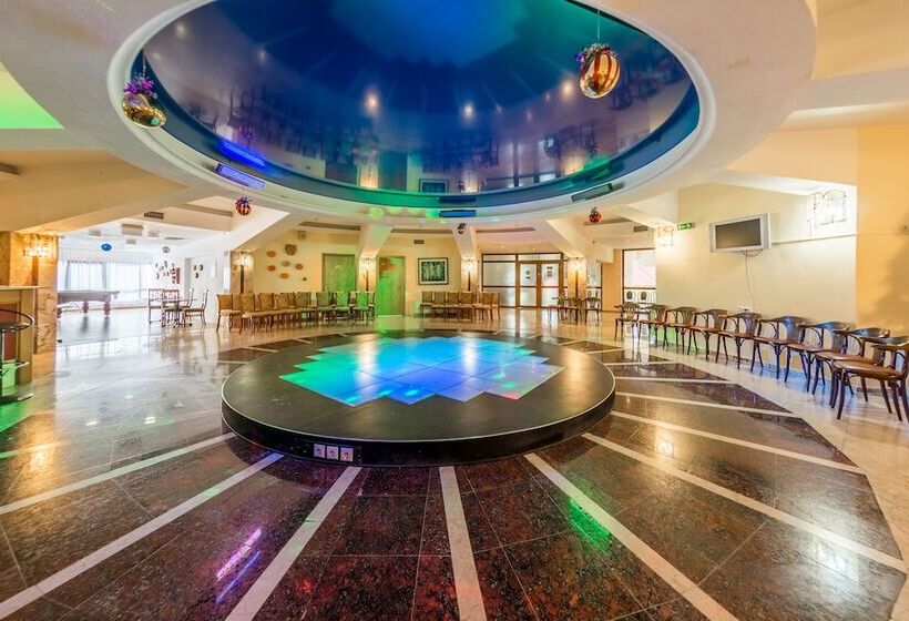 فندق Russky Dom Divny 43°39° Spa