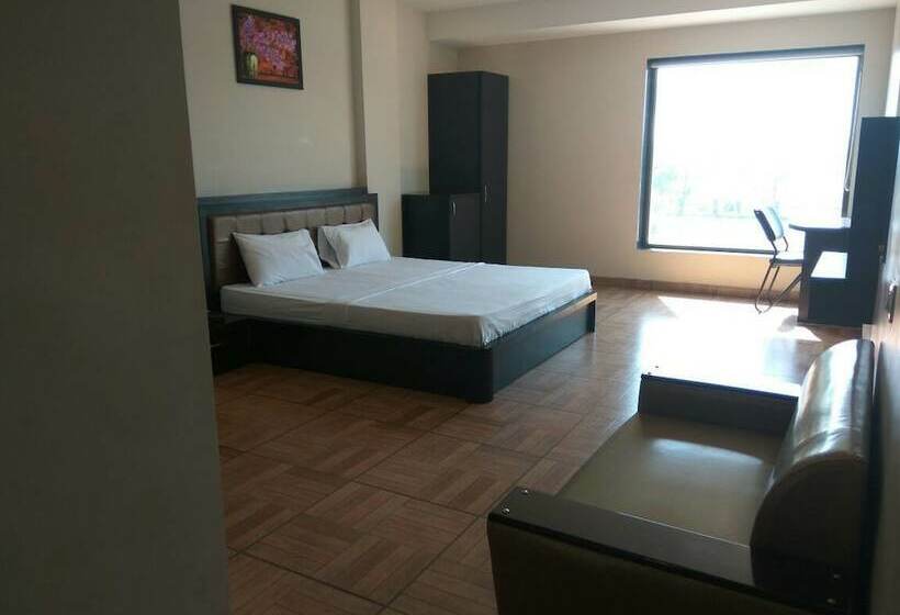 בית מלון כפרי S24