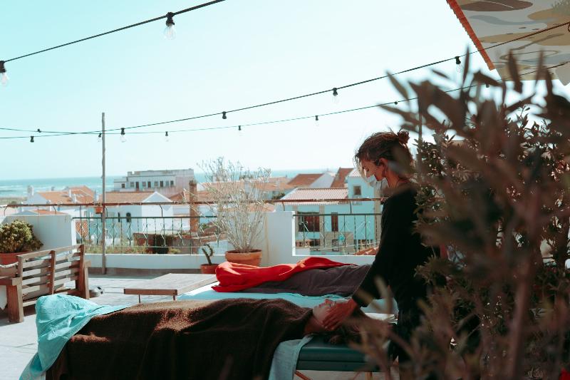 Отель Mute Hostel Milfontes