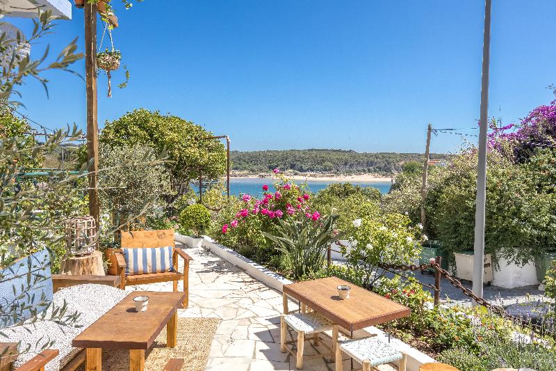 هتل Mute Hostel Milfontes