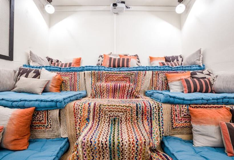 هتل Mute Hostel Milfontes